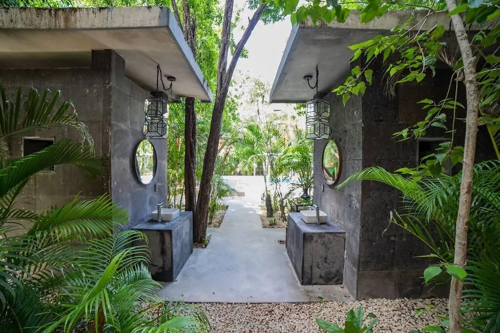 Exclusive Ph Art House Free Access 2 The Beach Tulum 0*,  Mexico